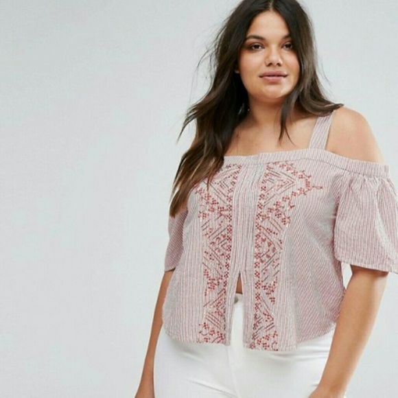 Boohoo Tops - BOOHOO Plus Embroidered Cold Shoulder Top ~ NWT